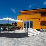 别墅 House - Skyline Skrbčići