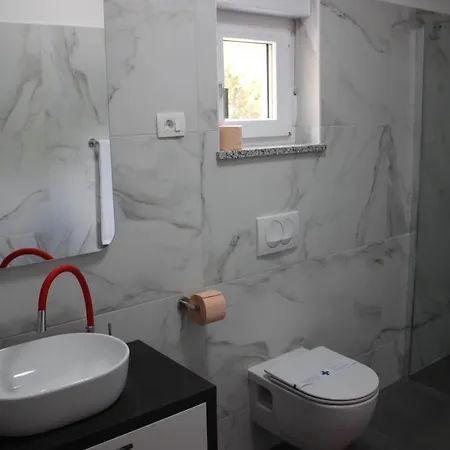 House - Skyline Villa