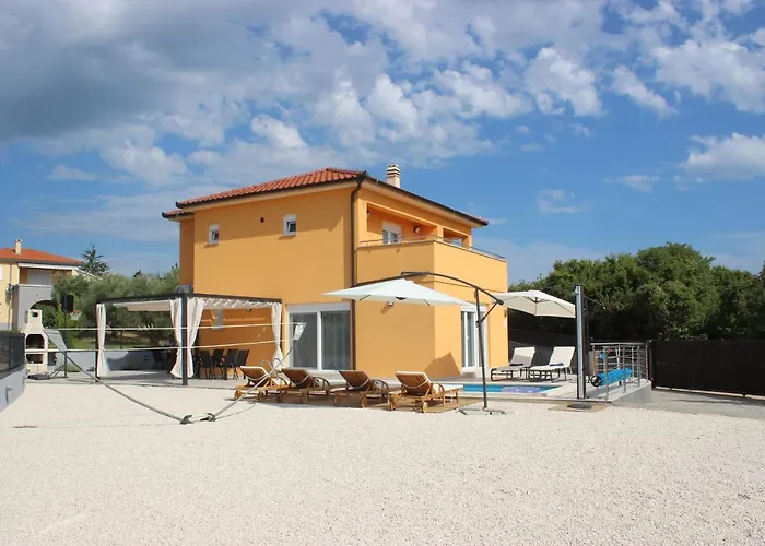 House - Skyline Villa *
