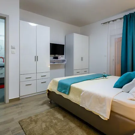 Villa House - Skyline