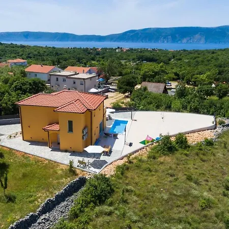 House - Skyline Villa *