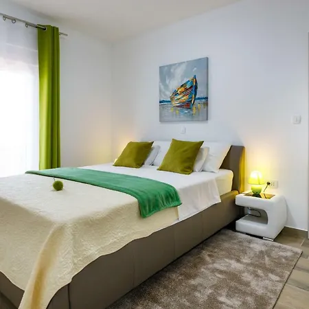 Villa House - Skyline *