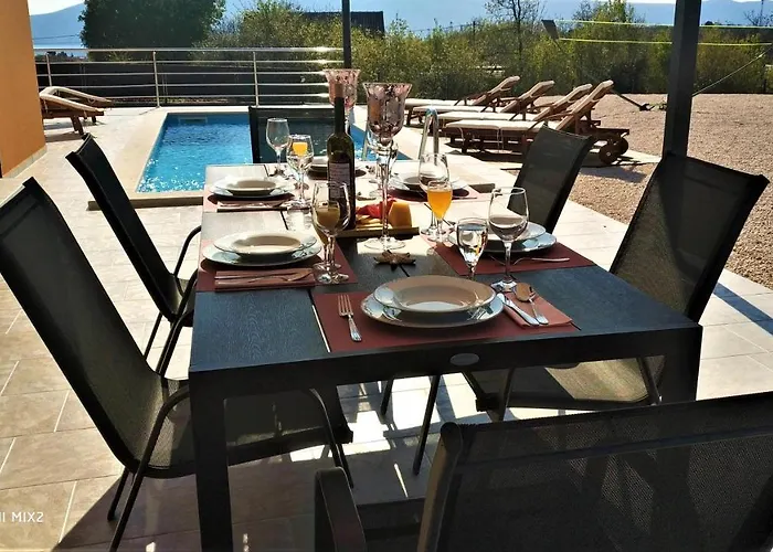 וילה House - Skyline