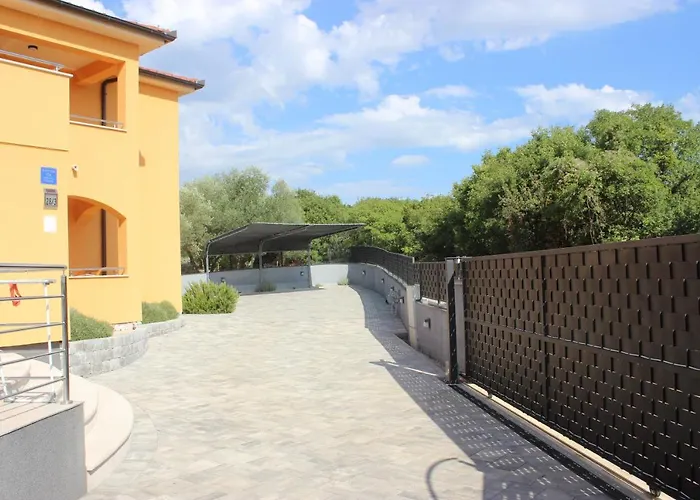 House - Skyline וילה Skrbčići