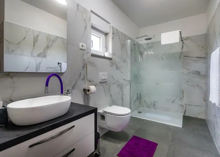 וילה House - Skyline