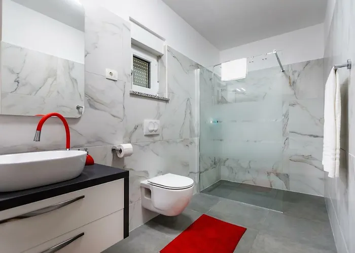 House - Skyline וילה Skrbčići